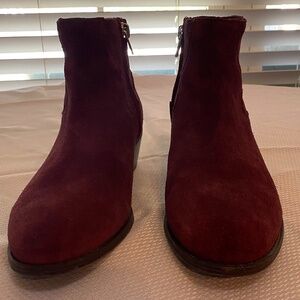 Coach plum suede ankle boots /  booties- like new size 7